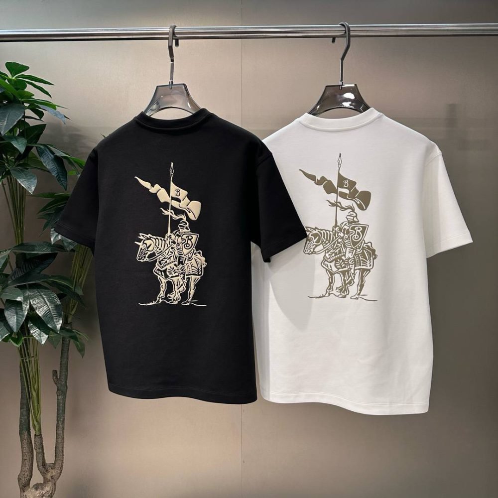 BURBERRY EMB LOGO