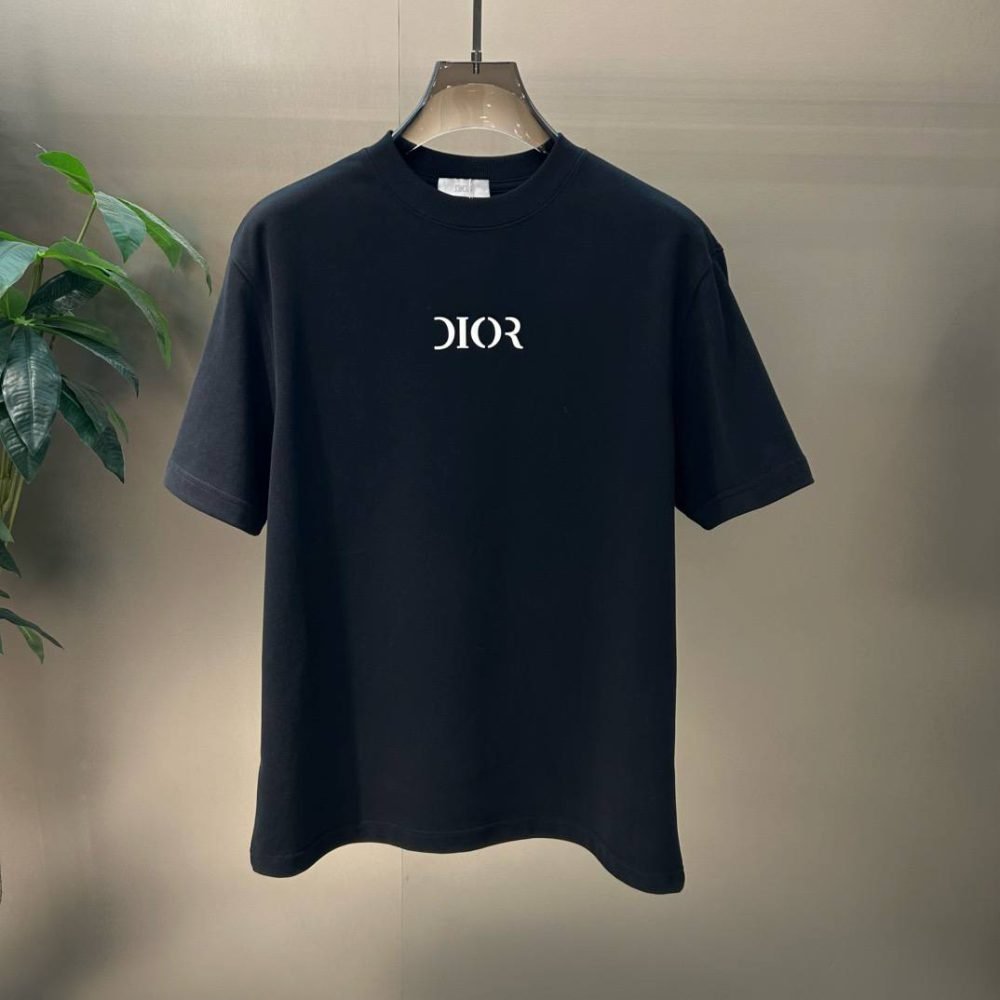 DIOR T-SHIRT