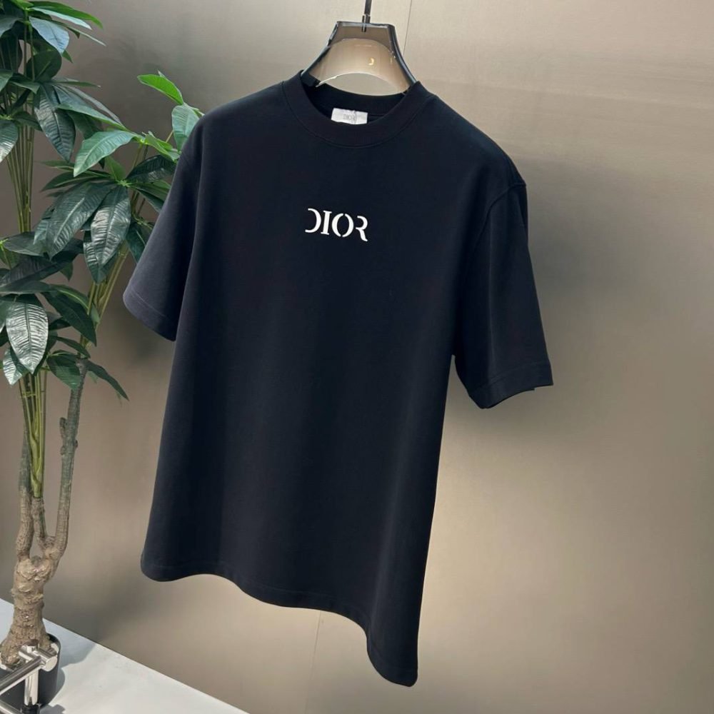 DIOR T-SHIRT