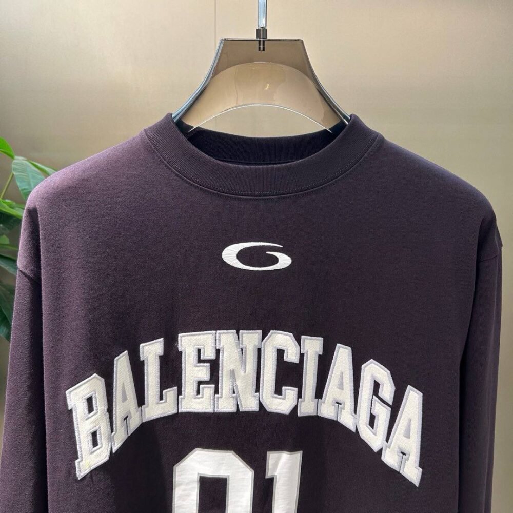 BALENCIAGA SWEAT 01