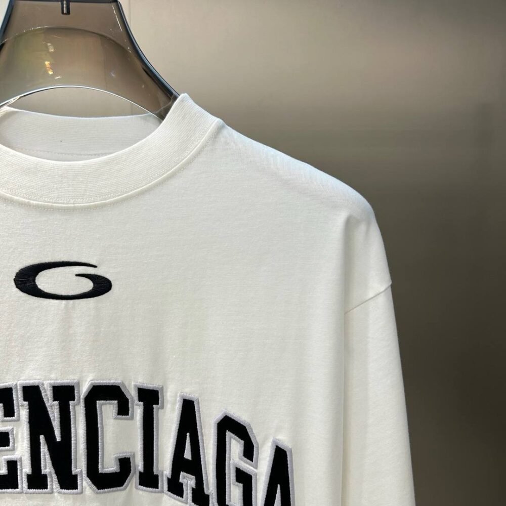 BALENCIAGA SWEAT 01