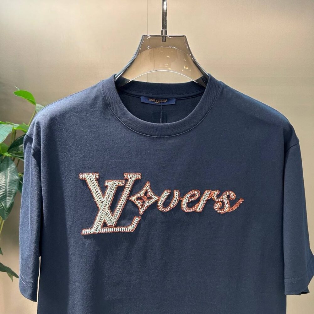 LOUIS VUITTON LOVERS 2025