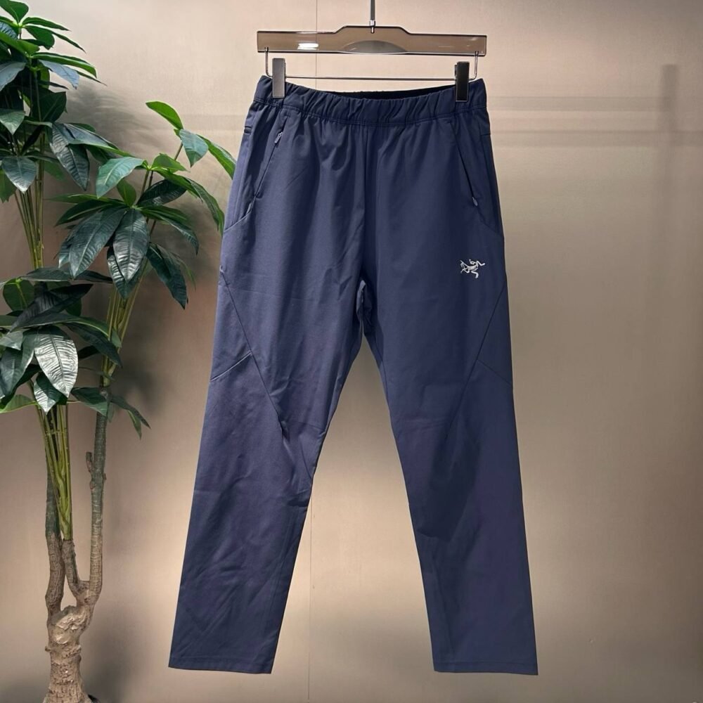 ARCTERYX SS25 GORTEX NAVY BLUE