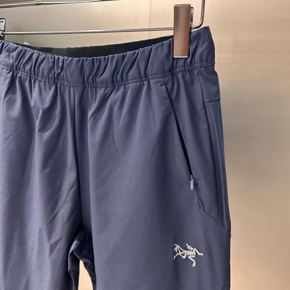 ARCTERYX SS25 GORTEX NAVY BLUE
