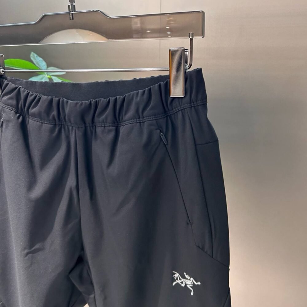 ARCTERYX SS25 GORTEX BLACK