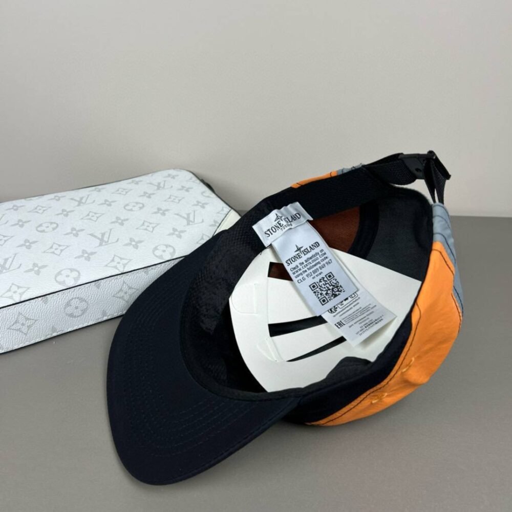 STONE ISLAND HATS SS25