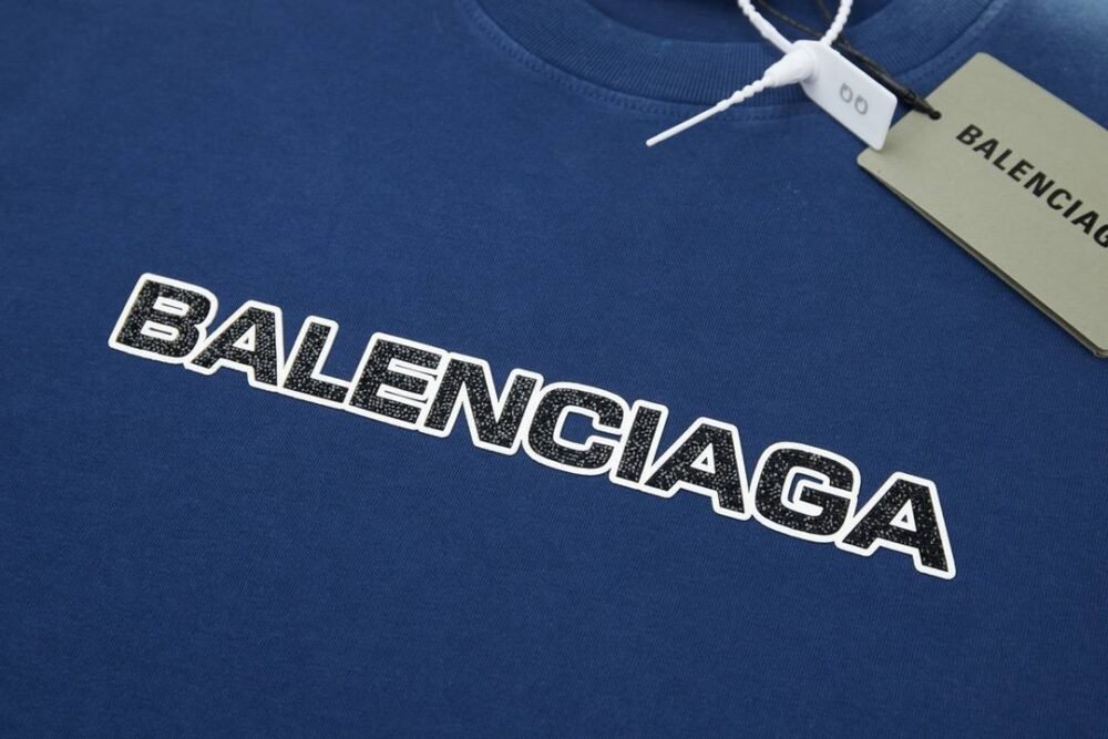 BALENCIAGA MESH DESIGN SS25