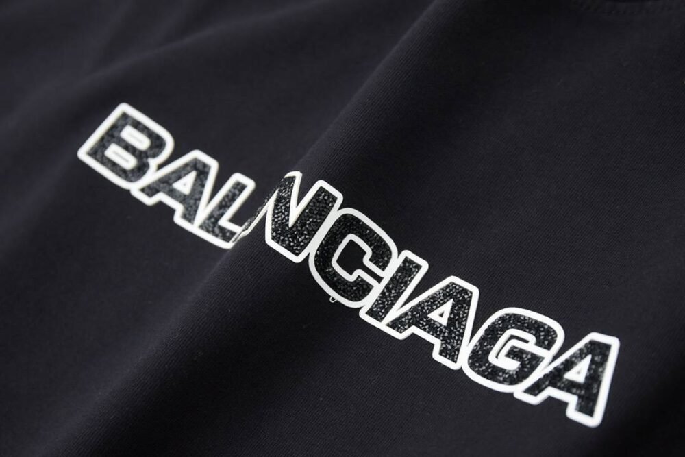 BALENCIAGA MESH DESIGN SS25