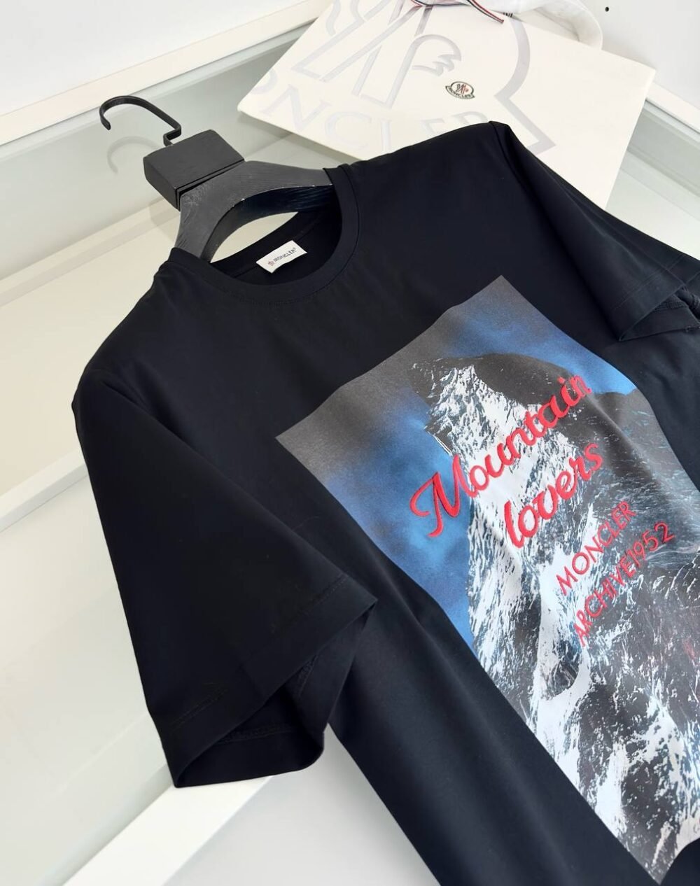MONCLER FRONT LOGO 2025
